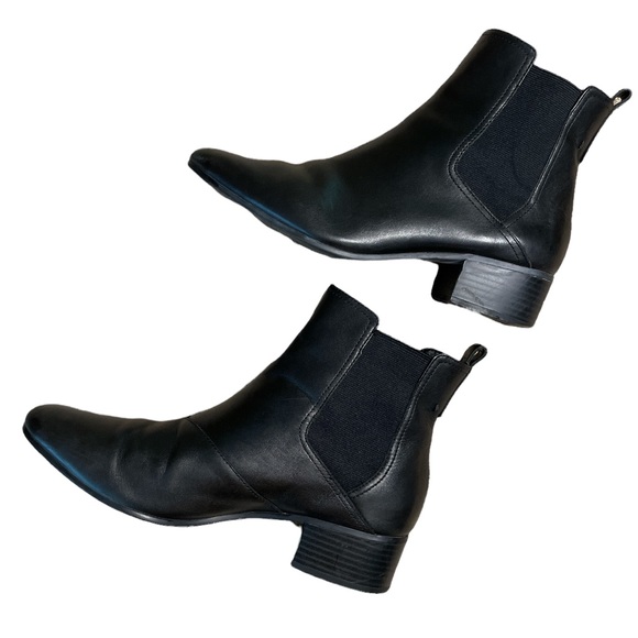H by Halston Shoes - Black Chelsea boots